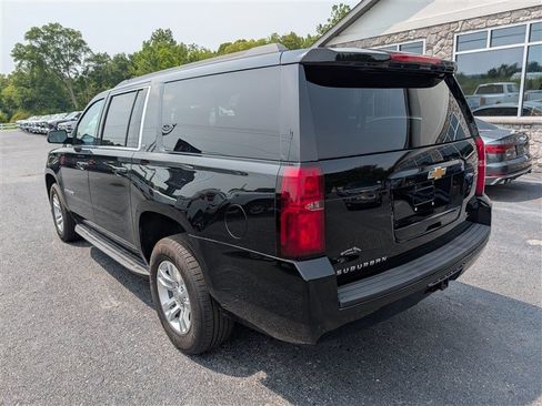 Used 2019 Chevrolet Suburban LT AWD/4WD image 5