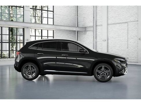 Used 2026 Mercedes-Benz GLA 250 image 16