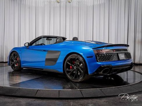 Used 2023 Audi R8 V10 performance RWD image 16