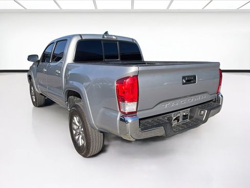 Used 2016 Toyota Tacoma SR5 RWD image 6