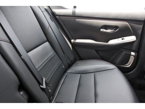 Certified 2025 Nissan Sentra SR w/ SR Premium Package FWD image 15
