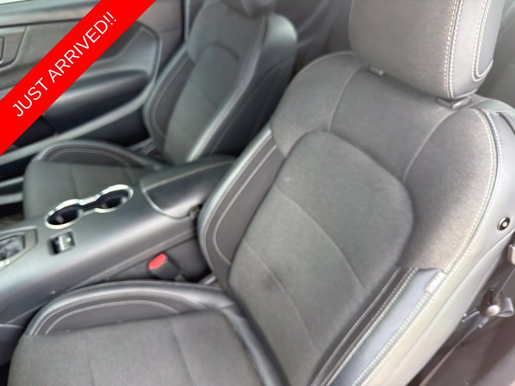 Used 2024 Ford Mustang Coupe RWD image 9