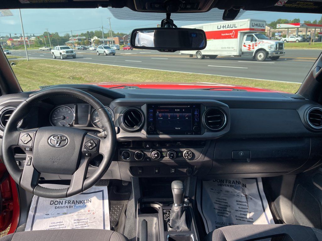 Used 2017 Toyota Tacoma TRD Off-Road w/ Tow Package (A/T) AWD/4WD image 16