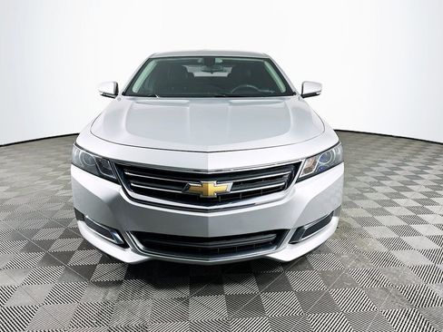 Used 2017 Chevrolet Impala LT image 4