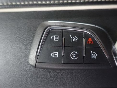 Used 2021 Cadillac Escalade ESV Sport AWD/4WD image 17