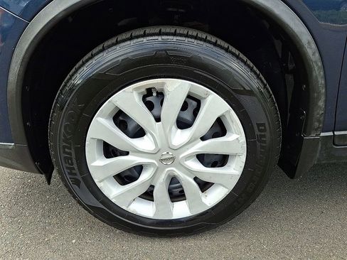 Used 2015 Nissan Rogue S AWD/4WD image 25