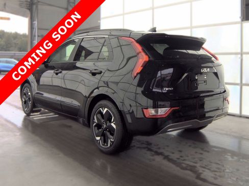 Used 2023 Kia Niro Wind w/ Wind Preserve Package FWD image 4