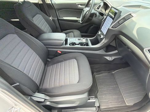 Used 2022 Ford Edge SE w/ Black Appearance Package AWD/4WD image 13