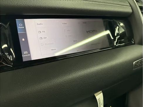 Used 2026 RAM 1500 Laramie w/ Night Edition image 15