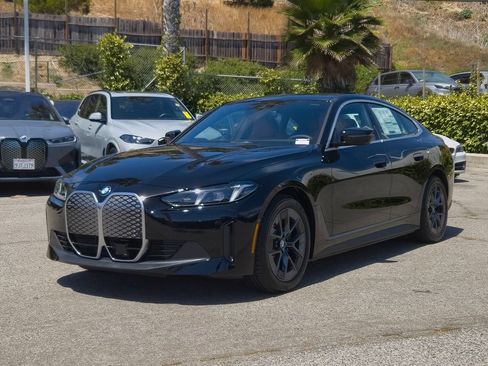 New 2026 BMW i4 eDrive40 w/ Parking Assistance Package RWD image 2