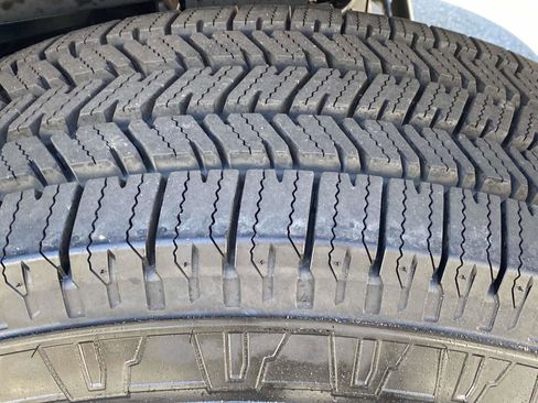 Used 2024 RAM 2500 Big Horn w/ Bed Utility Group image 18