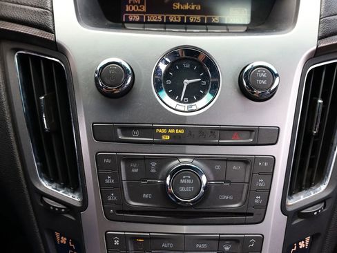 Used 2011 Cadillac CTS Coupe RWD image 32