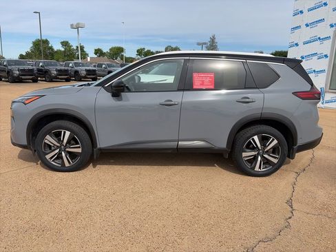 Certified 2024 Nissan Rogue SL w/ SL Premium Package FWD image 2