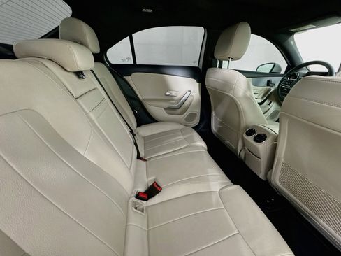 Used 2020 Mercedes-Benz A 220 image 24