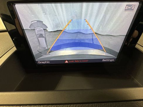 Used 2016 Audi Q3 2.0T Premium Plus w/ Technology Package image 24