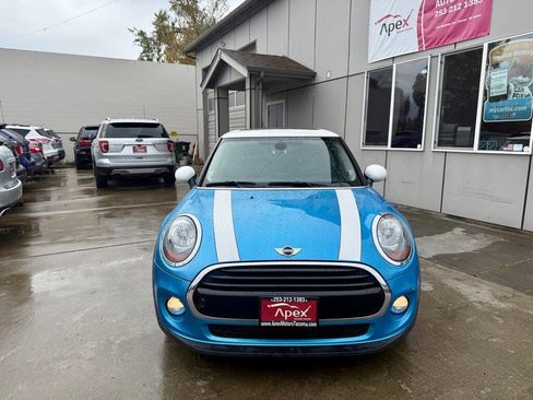 Used 2016 MINI Cooper 2-Door Hardtop image 3