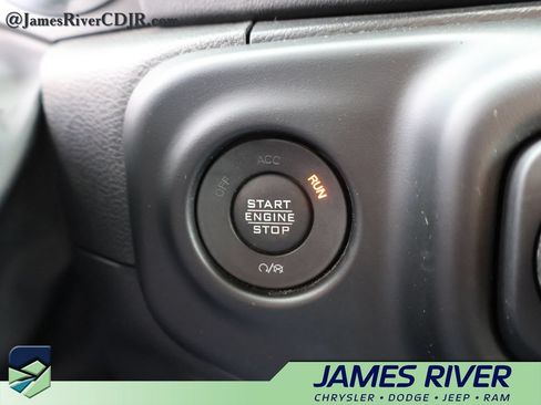 Used 2023 Jeep Wrangler Unlimited Sahara w/ Cold Weather Group AWD/4WD image 31