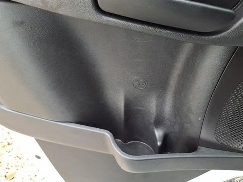 Used 2023 RAM ProMaster 2500 image 23