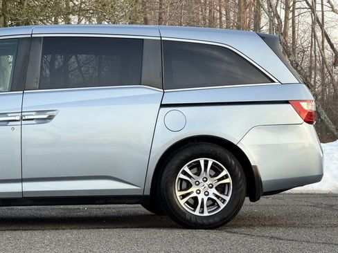Used 2012 Honda Odyssey EX-L image 24