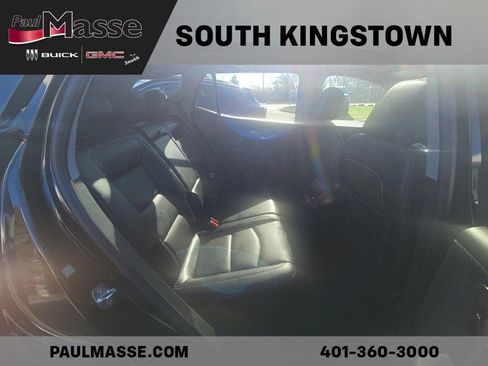 Used 2023 GMC Terrain SLT w/ Infotainment Package II image 20