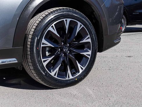 Used 2024 MAZDA CX-90 Plug-In Hybrid w/ Premium Pkg AWD/4WD image 8