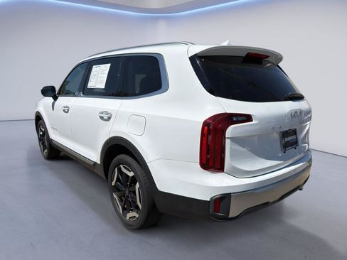 Used 2025 Kia Telluride S FWD image 7