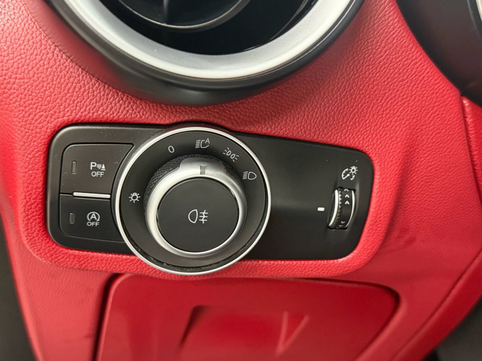 Used 2020 Alfa Romeo Stelvio Ti AWD/4WD image 24