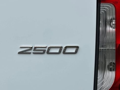 New 2026 Mercedes-Benz Sprinter 2500 image 24