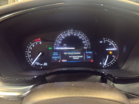 Used 2019 Cadillac XT5 Luxury w/ Sport Package image 19