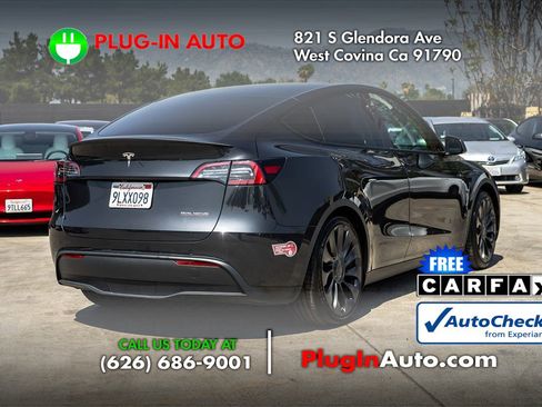Used 2024 Tesla Model Y Performance image 4