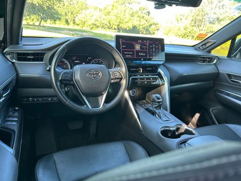 Used 2021 Toyota Venza Limited w/ Advanced Technology Package AWD/4WD image 13