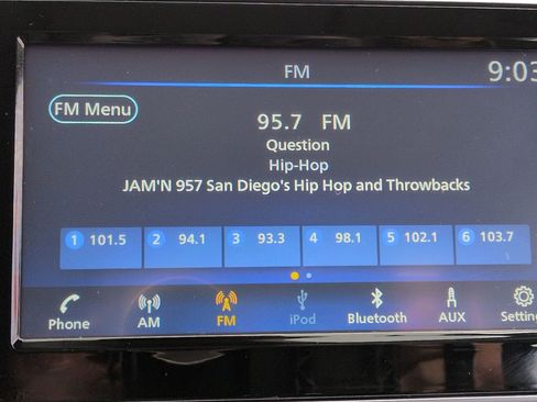 Certified 2025 Nissan Kicks Play S image 21