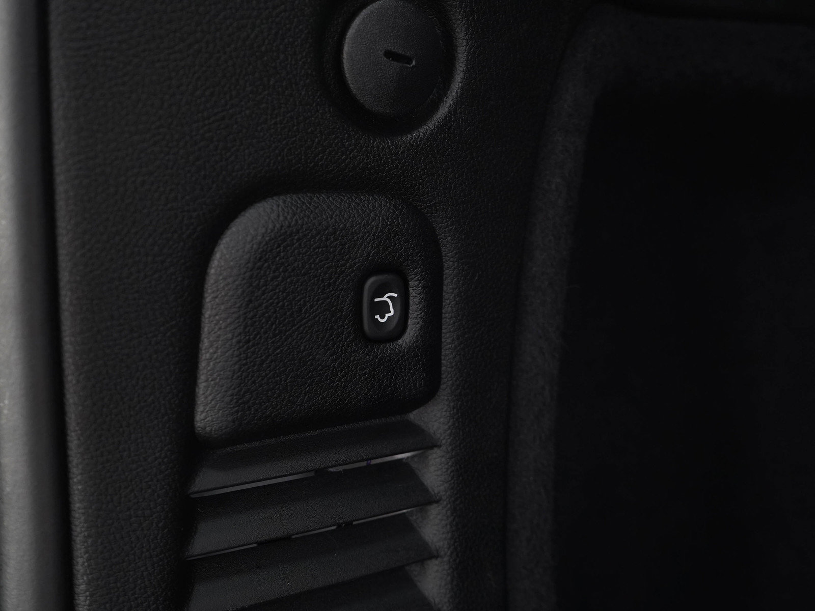 Used 2024 Dodge Durango R/T AWD/4WD image 11