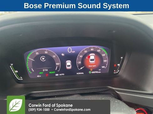 Used 2025 Honda Accord Touring image 3