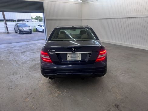Used 2013 Mercedes-Benz C 250 Sedan image 6