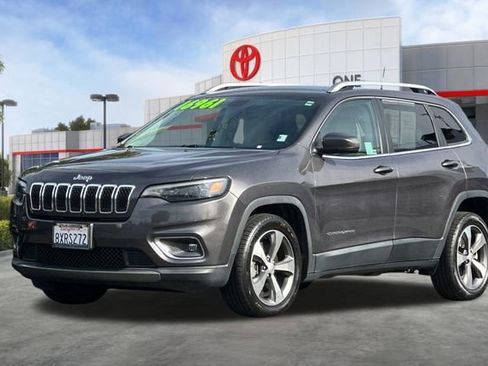 Used 2020 Jeep Cherokee Limited image 9