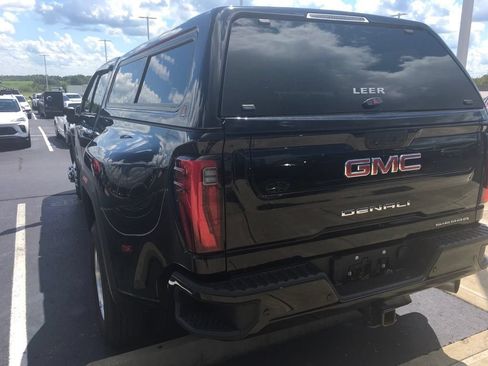 Used 2025 GMC Sierra 3500 Denali w/ Denali Reserve Package AWD/4WD image 4