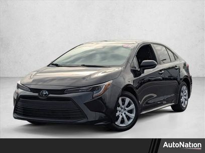 Used 2025 Toyota Corolla LE w/ Convenience Package