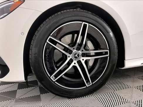 Used 2026 Mercedes-Benz E 350 4MATIC Sedan image 8