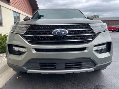 Used 2020 Ford Explorer XLT w/ Equipment Group 202A image 13