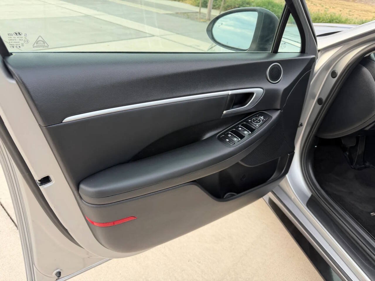 Used 2021 Hyundai Sonata SEL w/ Preferred Accessory Package FWD image 16
