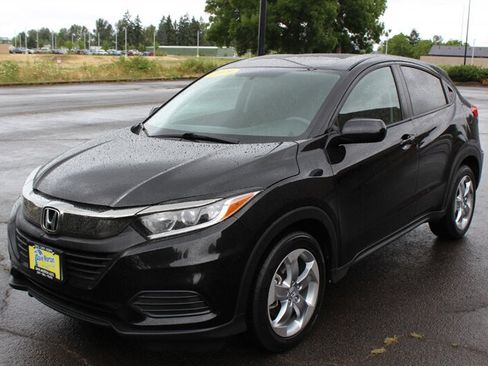 Used 2019 Honda HR-V LX image 2