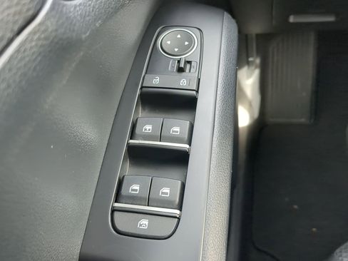 Certified 2023 Kia Soul LX w/ Option Group 015 FWD image 22