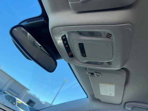 Certified 2025 Buick Envision Preferred image 27