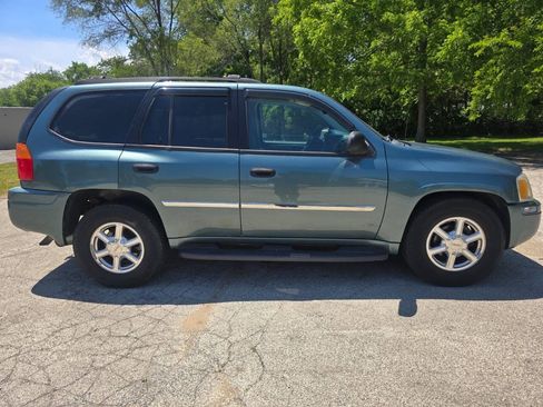 Used 2009 GMC Envoy SLE w/ Cargo Convenience Package AWD/4WD image 5