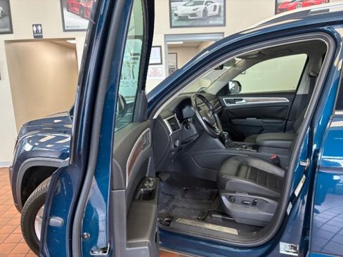 Used 2019 Volkswagen Atlas SEL Premium AWD/4WD image 19