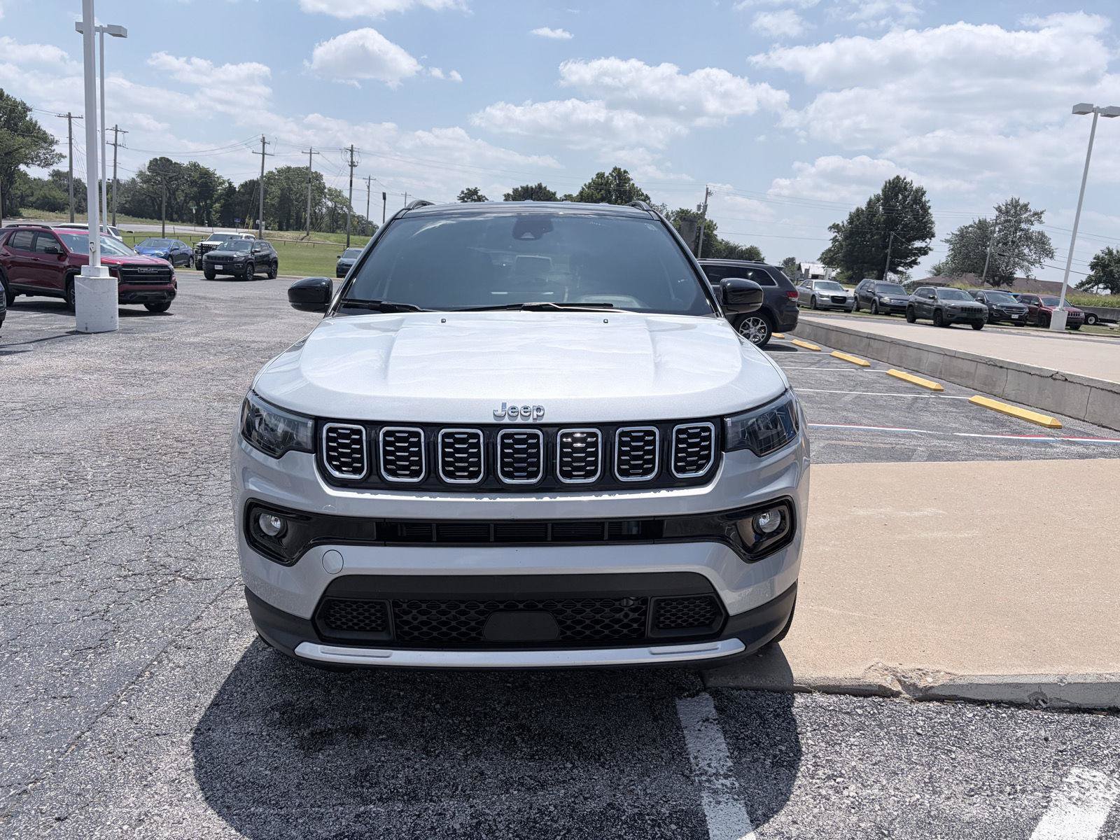 Used 2024 Jeep Compass Limited AWD/4WD image 6