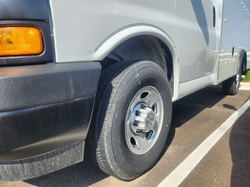 New 2024 Chevrolet Express 3500 w/ Power Convenience Package RWD image 26