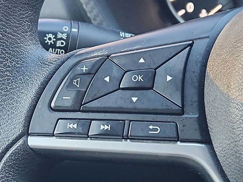 Used 2023 Nissan Sentra SV image 20