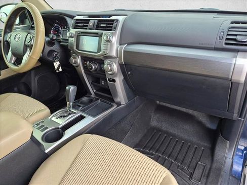 Used 2018 Toyota 4Runner SR5 RWD image 21